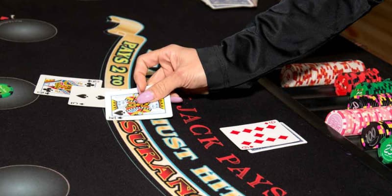 Chơi blackjack như thế nào để luôn bất bại